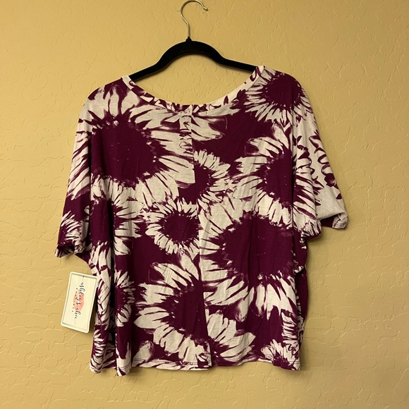 NWT American Dream Purple & White Floral Print Top - Picture 8 of 10